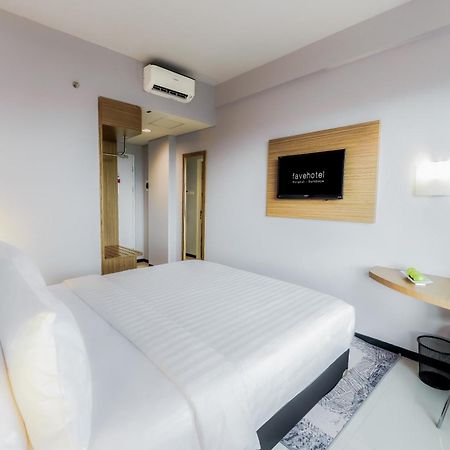 Favehotel Rungkut Surabaya Esterno foto