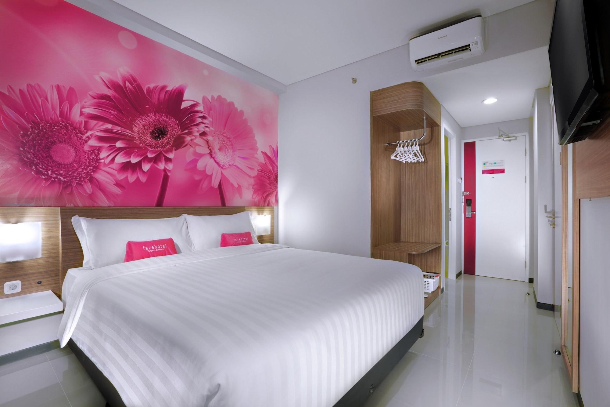 Favehotel Rungkut Surabaya Esterno foto