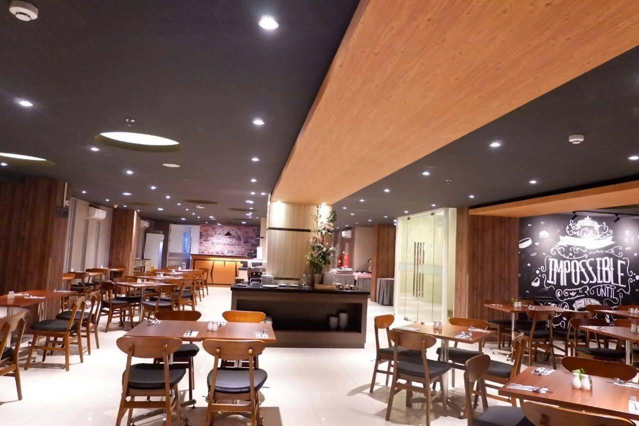 Favehotel Rungkut Surabaya Esterno foto